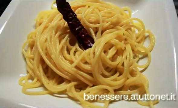 spaghetti aglio olio e peperoncino