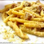 Fusilli con nocciole e funghi porcini