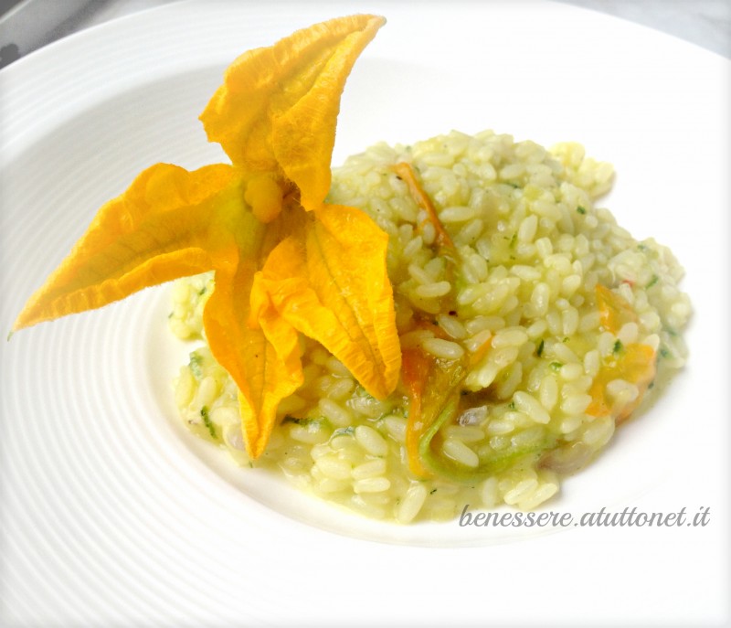 Risotto zucchine, fiori di zucca e patate