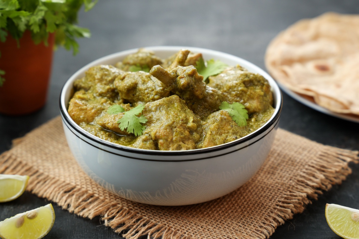 Pollo al pesto e mandorle