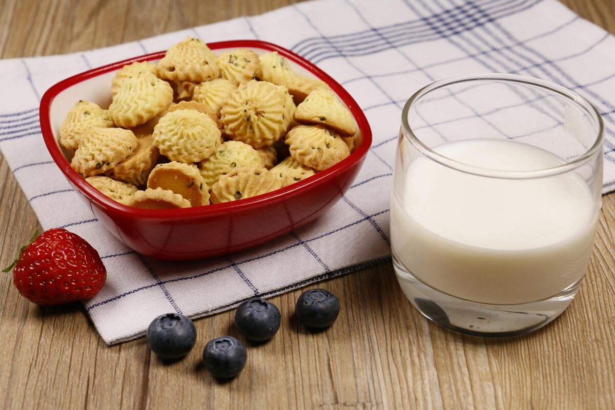 Biscotti con Gocce di Cioccolato